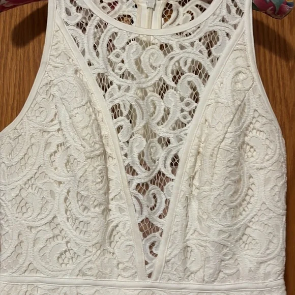 BCBGMaxAzria White Lace Dress - Picture 5 of 15